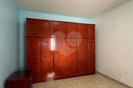 Casa à venda com 3 quartos em Vila dos Remédios, São Paulo, SP