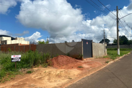 Terreno à venda em Jardim Ibirapuera, Ponta Porã, MS