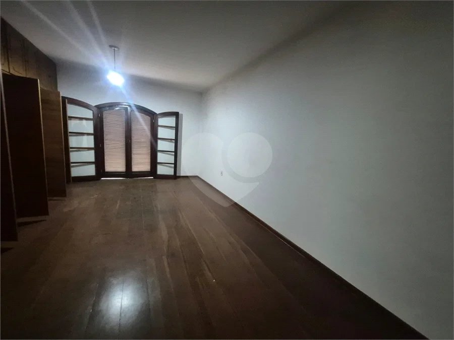 Sobrado à venda ou para alugar com 3 suítes em SERRA DA CANTAREIRA, Mairiporã, SP