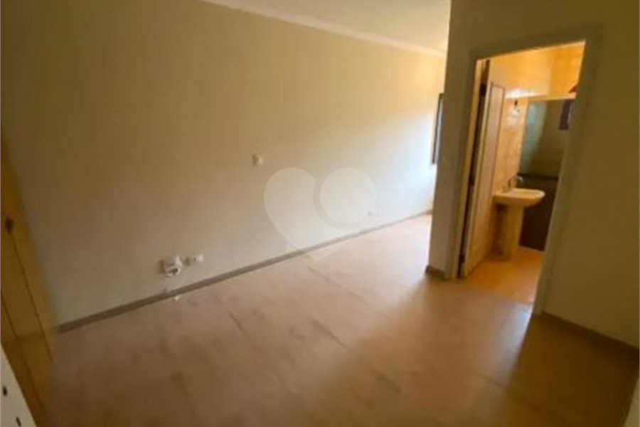 Sobrado à venda ou para alugar com 5 quartos, sendo 3 suítes, em Santana, São Paulo, SP