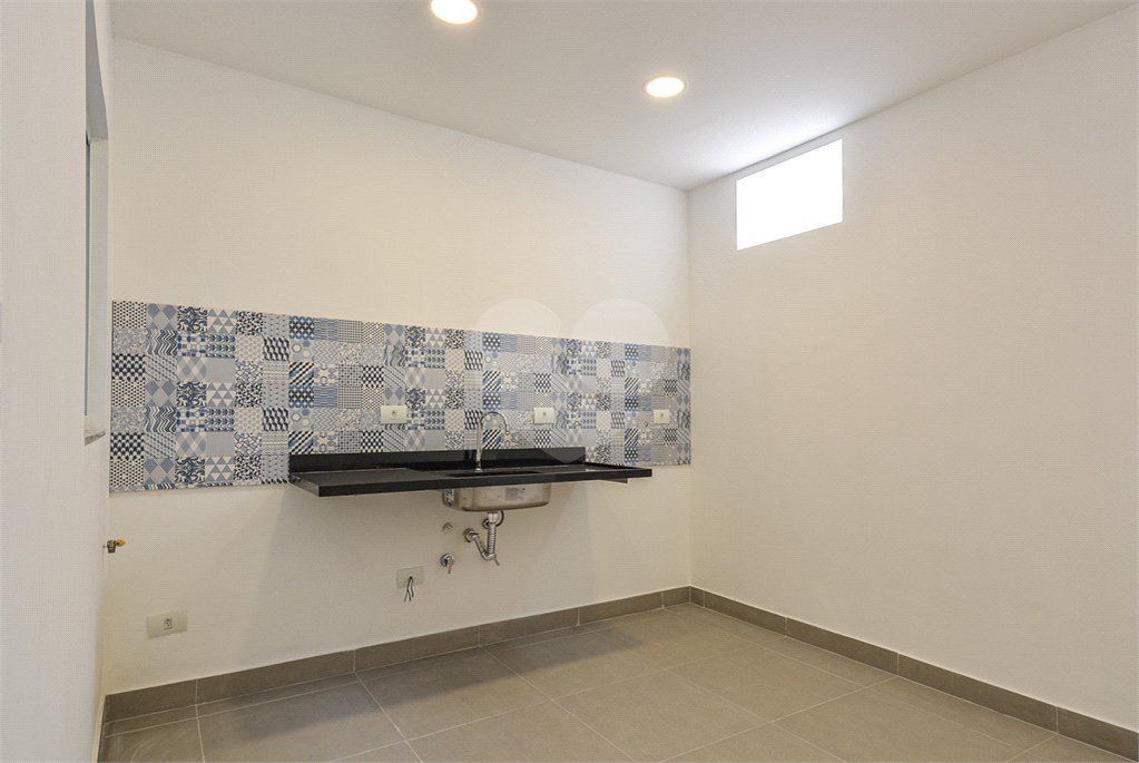 Casa à venda com 2 quartos no condomínio Andrade, São Paulo - SP