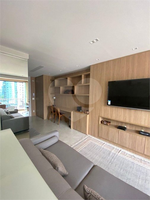 Apartamento à venda ou para alugar com 1 suíte em Itaim Bibi, São Paulo, SP