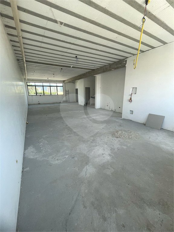 Prédio à venda em Vila Martins, Mogi das Cruzes, SP