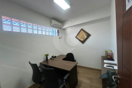 Sobrado para alugar com 5 quartos, sendo 1 suíte,  em Chácara Santo Antônio, São Paulo, SP