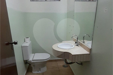 Sobrado para alugar com 5 quartos, sendo 3 suítes, em Jardim do Mar, São Bernardo do Campo, SP