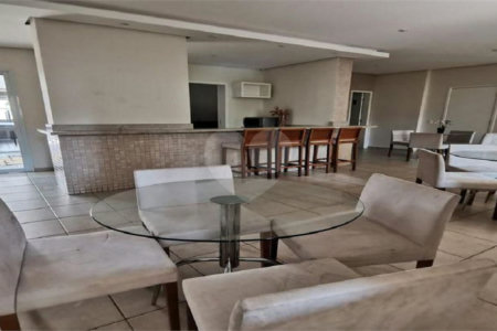Apartamento à venda com 2 quartos em Parque Reboucas, São Paulo, SP