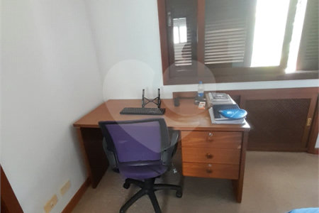 Casa para alugar com 3 quartos, sendo 1 suíte,  em Vila Sônia, São Paulo, SP
