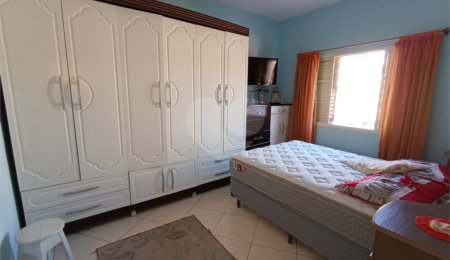 Casa à venda com 2 quartos em Jardim Maria Trindade, São Roque, SP