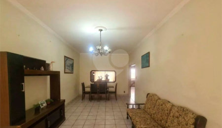 Casa à venda com 4 quartos, sendo 1 suíte,  em Jardim Trussardi, São Paulo, SP