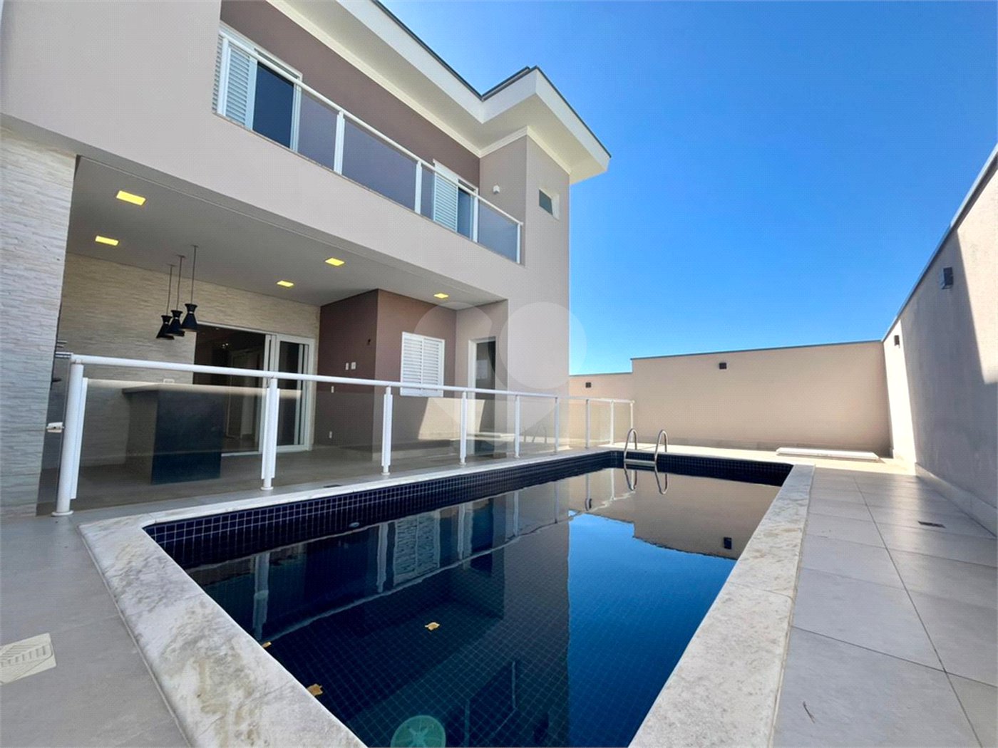 Casa à venda com 3 suítes no condomínio Campos do Conde, Sorocaba - SP