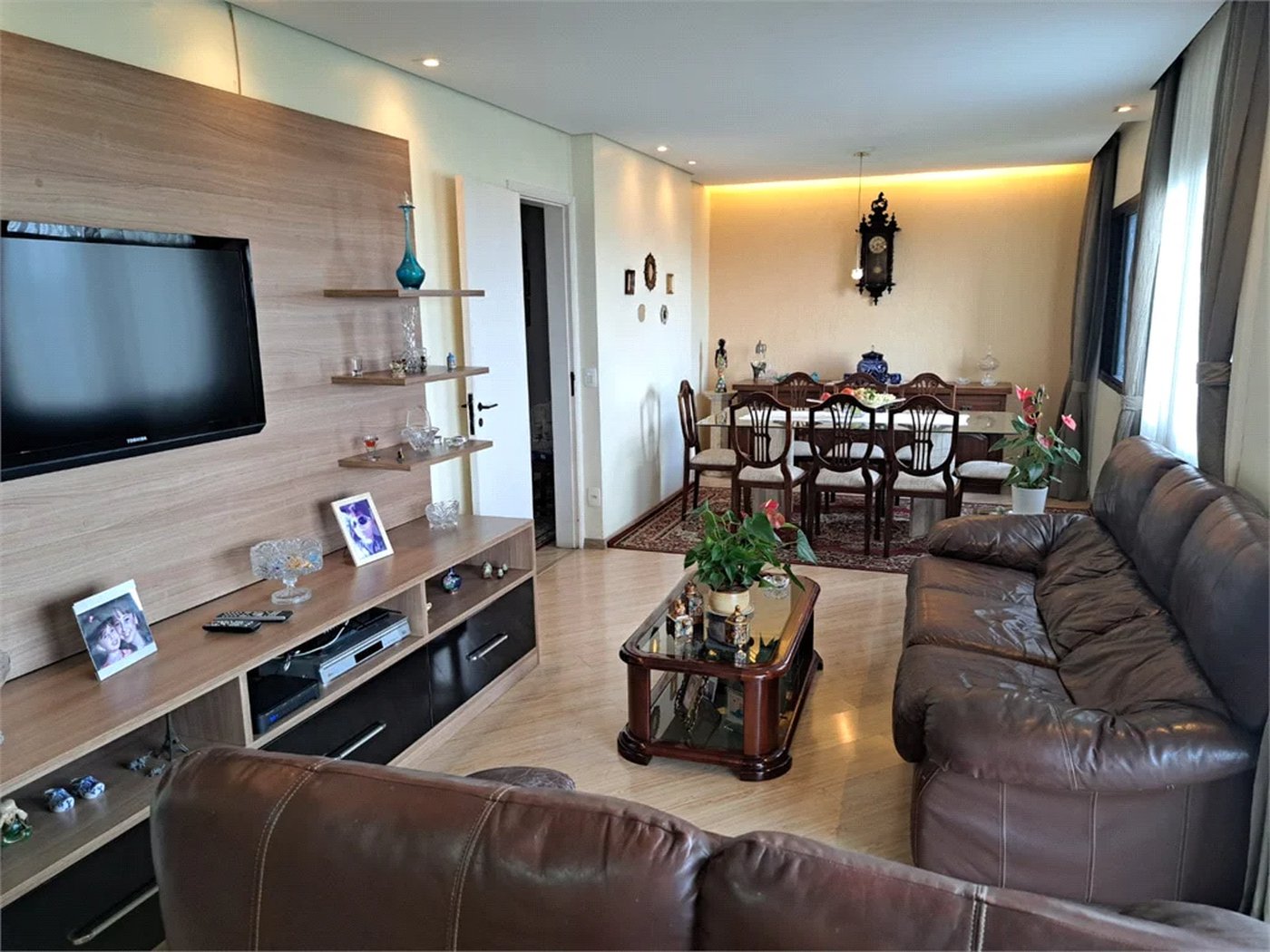 Apartamento à venda com 3 suítes em Vila Suzana, São Paulo, SP