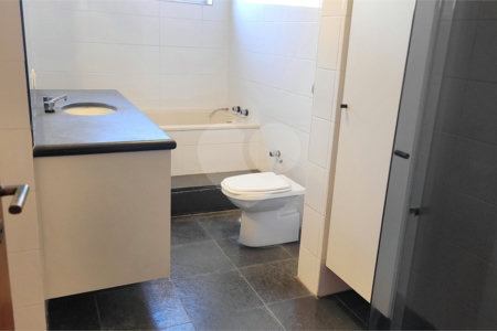 Apartamento para alugar com 3 quartos, sendo 1 suíte, em Jardim Europa, São Paulo, SP