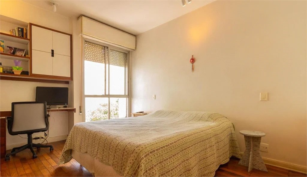 Apartamento à venda com 4 quartos, sendo 1 suíte, em Cidade Monções, São Paulo, SP