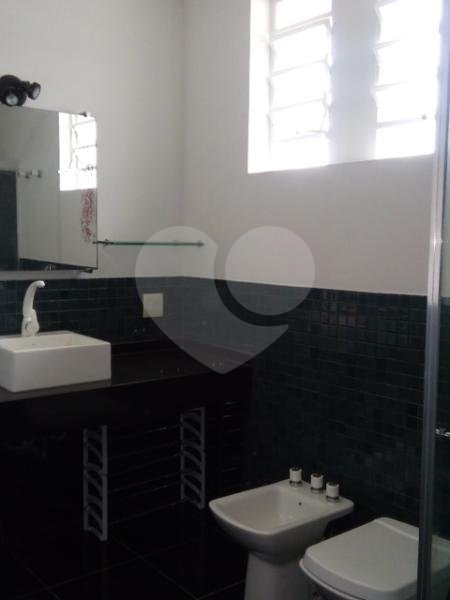 Casa à venda com 4 quartos, sendo 3 suítes, em Jardim Leonor, São Paulo, SP