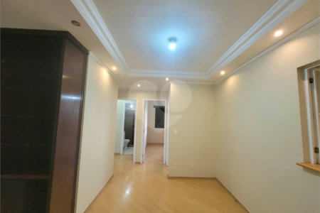 Apartamento para alugar com 3 quartos, sendo 1 suíte,  em Vila Hamburguesa, São Paulo, SP