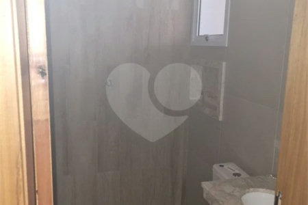 Sobrado à venda com 3 quartos, sendo 1 suíte, em Vila Mazzei, São Paulo, SP