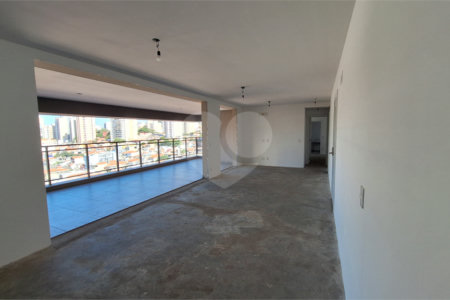 Apartamento à venda com 3 suítes em Vila Romana, São Paulo, SP