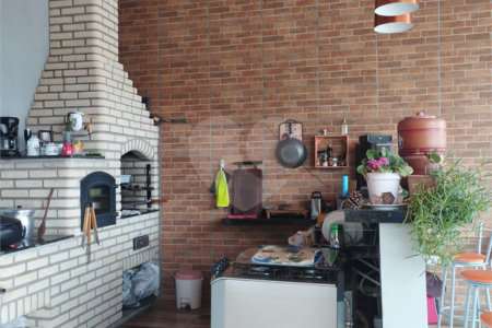 Chácara à venda com 3 quartos, sendo 1 suíte,  no Centro, Araçoiaba da Serra, SP