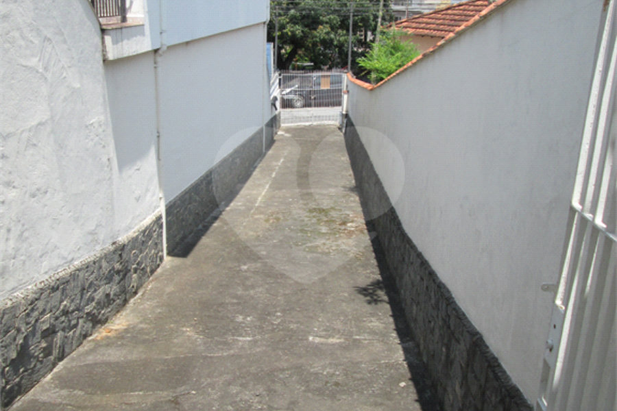 Sobrado à venda com 3 quartos em Horto, São Paulo, SP