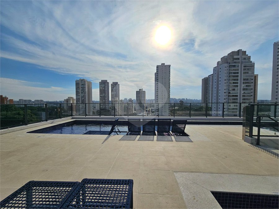Apartamento à venda com 2 quartos, sendo 1 suíte,  em Santo Amaro, São Paulo, SP