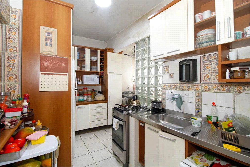 Apartamento à venda com 2 quartos, sendo 1 suíte, em Pinheiros, São Paulo, SP