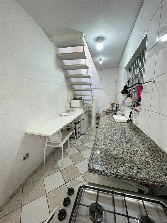 Casa Térrea à venda com 2 quartos em Parque Vitória, São Paulo, SP