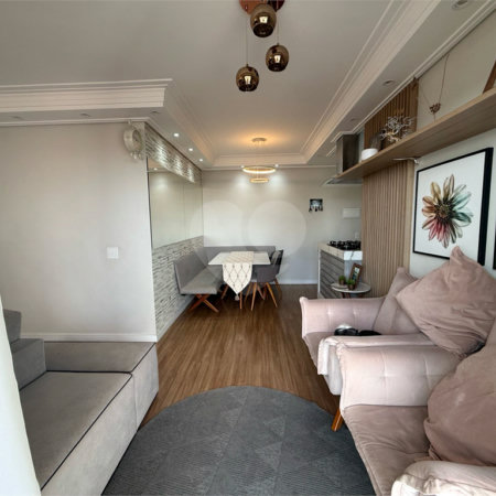 Apartamento à venda com 2 quartos, sendo 1 suíte, em Parque Vitória, São Paulo, SP