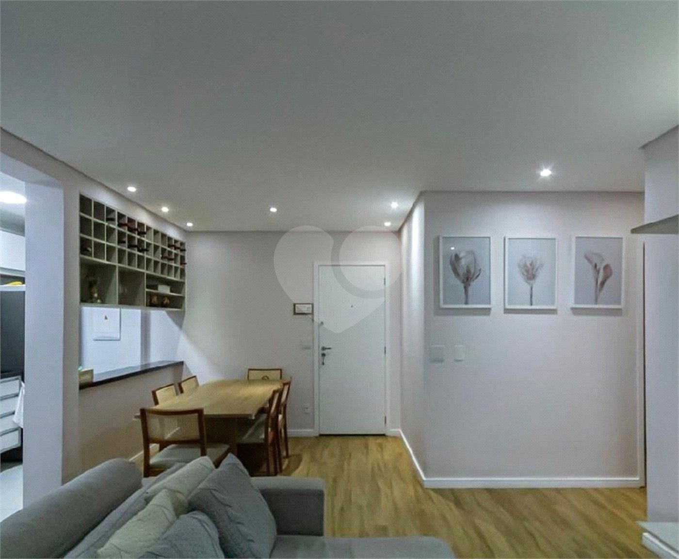 Apartamento à venda com 2 quartos, sendo 1 suíte,  em Independência, São Bernardo do Campo, SP