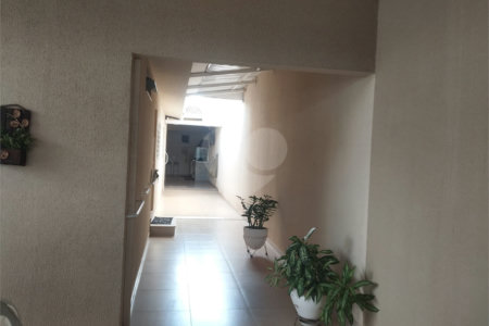 Casa Térrea à venda com 3 quartos, sendo 1 suíte, em Jardim Botânico, Araraquara, SP