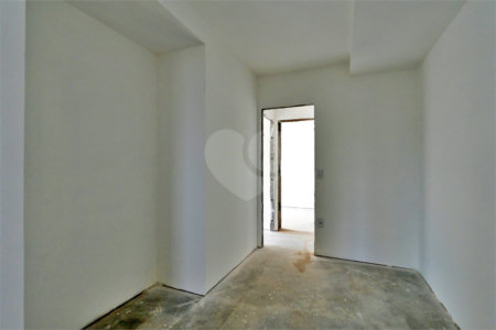 Apartamento à venda com 4 quartos, sendo 2 suítes,  em Jardim das Acácias, São Paulo, SP