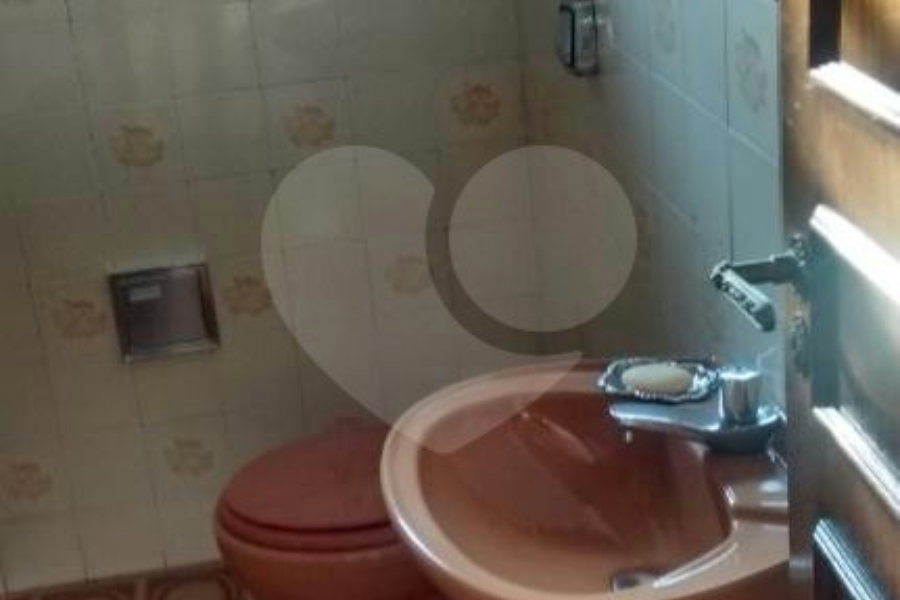 Casa à venda com 4 quartos, sendo 2 suítes,  em Vila Guilherme, São Paulo, SP