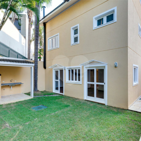 Casa para alugar com 4 quartos, sendo 2 suítes, no condomínio Cassiano Ricardo, São Paulo - SP