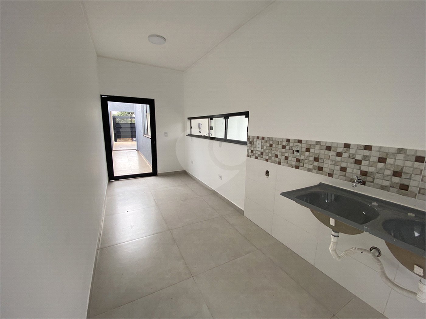 Casa à venda com 3 suítes em Jardim Estoril, Ponta Porã, MS