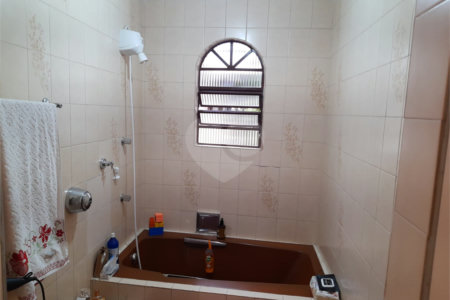 Sobrado à venda com 3 quartos, sendo 1 suíte, em Vila Mazzei, São Paulo, SP