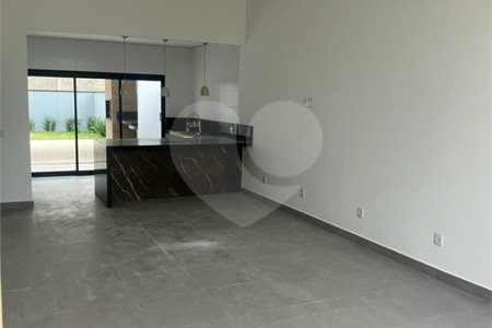 Casa Térrea à venda com 3 quartos, sendo 1 suíte, em Residencial Vila Victoria, Itupeva, SP