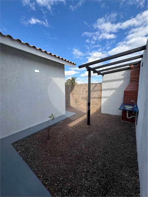 Casa à venda com 2 quartos em Jardim Nova Ponta Porã, Ponta Porã, MS