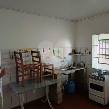 Casa à venda com 2 quartos em Vila Bernadotti, Mogi das Cruzes, SP