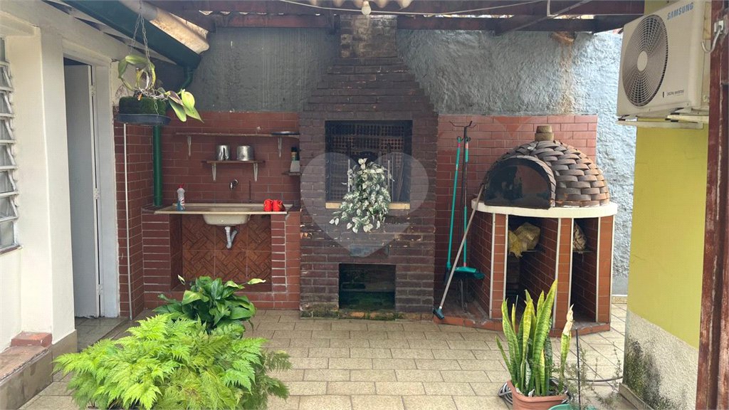 Casa à venda com 3 quartos, sendo 2 suítes, em Lapa, São Paulo, SP