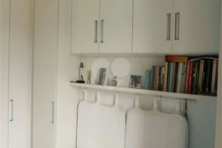 Apartamento à venda com 2 quartos em Vila Liviero, São Paulo, SP