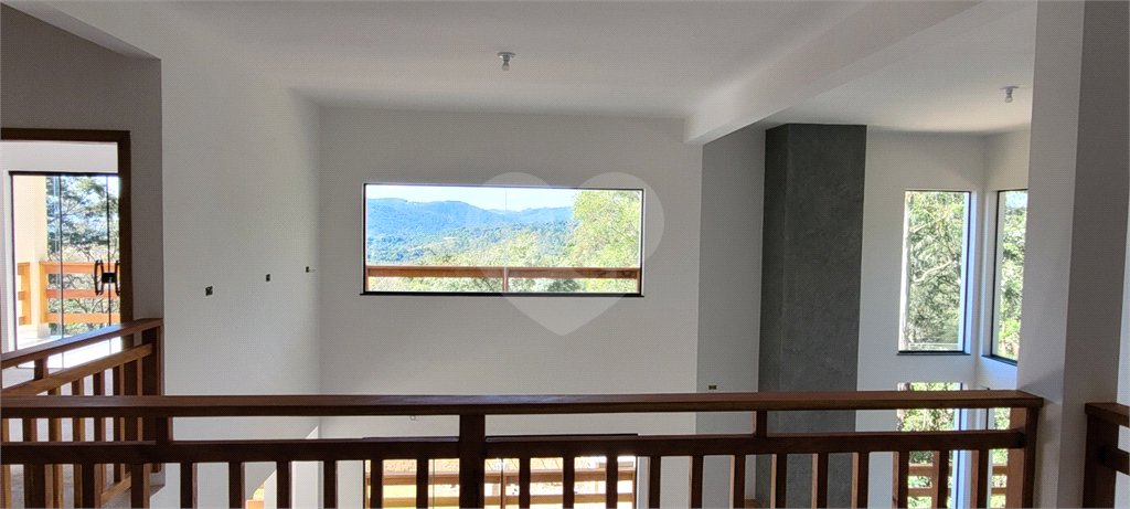 Casa à venda com 4 suítes no condomínio Sausalito, Mairiporã - SP