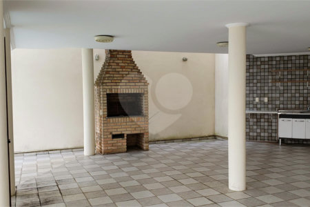 Casa à venda com 4 suítes no condomínio Real Park, Mogi das Cruzes - SP