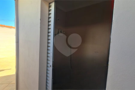 Casa à venda com 3 quartos, sendo 1 suíte, em Vila Carolina, Itapetininga, SP