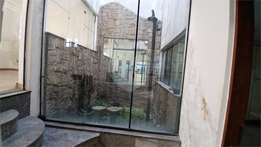 Sobrado à venda com 4 quartos, sendo 1 suíte, em Santana, São Paulo, SP