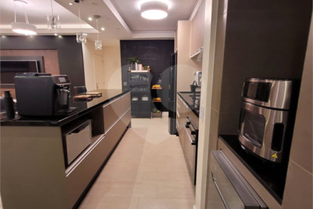 Apartamento à venda com 3 quartos, sendo 1 suíte,  em Vila Suissa, Mogi das Cruzes, SP