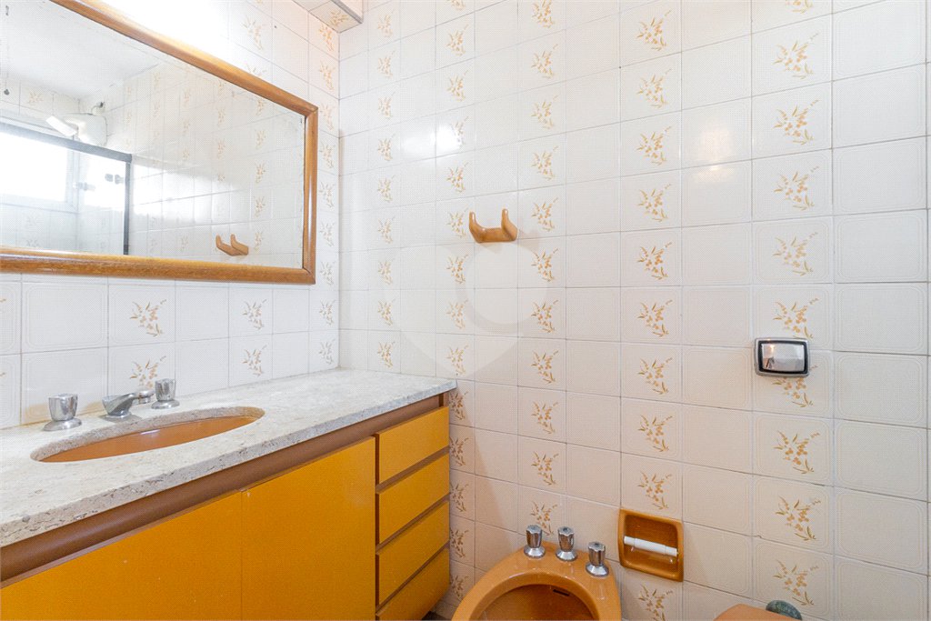 Apartamento à venda com 3 quartos, sendo 1 suíte,  em Cidade Monções, São Paulo, SP