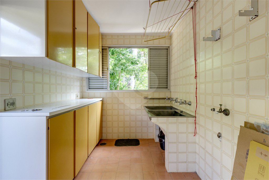 Casa à venda com 4 quartos, sendo 3 suítes, em Jardim Marajoara, São Paulo, SP