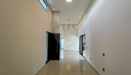 Casa à venda com 3 quartos, sendo 1 suíte,  no Centro, Ibaté, SP