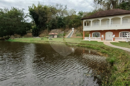 Chácara à venda com 3 quartos, sendo 1 suíte, em Área Rural de Porto Feliz, Porto Feliz, SP