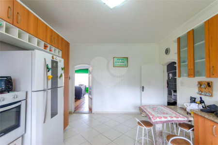 Casa à venda ou para alugar com 4 quartos, sendo 3 suítes,  em Jardim Vivan, São Paulo, SP