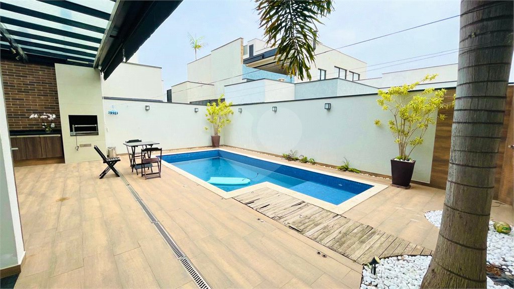 Terreno à venda com 3 quartos, sendo 1 suíte, no condomínio Residencial Sun Lake, Votorantim - SP